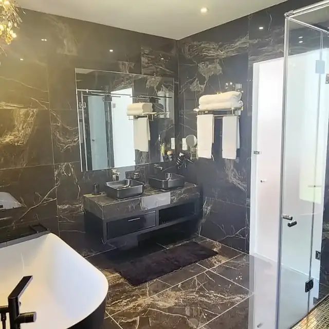 Villa Mira, salles de bain & dressing, photo 3